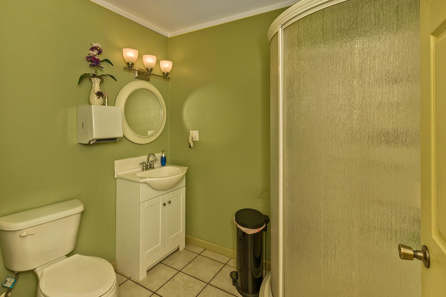 Moonlight Spa and Retreat: 129 Moonlight Dr, Sylva, NC 28779